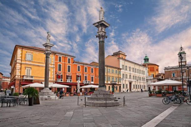 Suite Mazzini ราเวนนา ภายนอก รูปภาพ